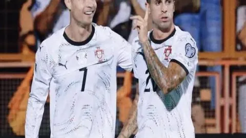 亚洲杯中国乒乓队阵容公布，马龙樊振东无缘阵容——据人民日报客户端报道